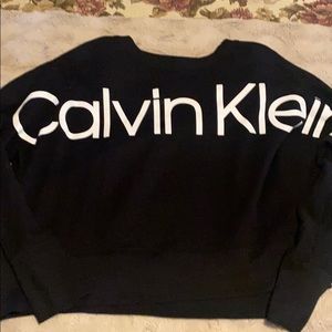 Cropped Calvin Klein sweatshirt